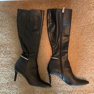 Calvin Klein Black Snake Boots. Size: 7.5